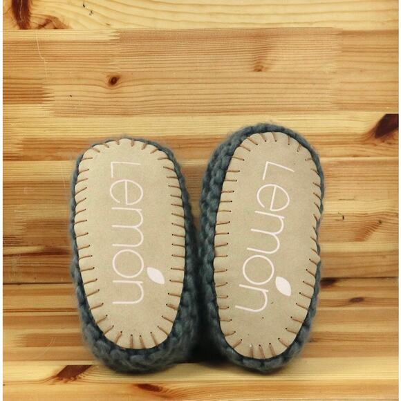 NEW Lemon Legwear Womens Small Hand Cable Knit Slipper Socks Sherpa Lining Gray - Picture 4 of 4